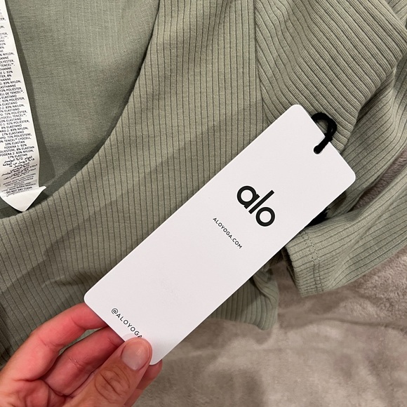 alo yoga ribbed defined long sleeve bra - Picture 6 of 7